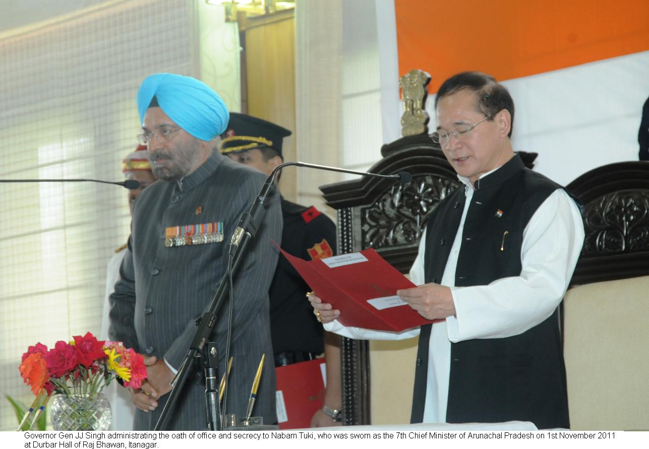 Governor Gen JJ Singh administrating the oath of office and secrecy to Nabam Tuki, who was sworn as the 7th Chief Minister of Arunachal Pradesh at Durbar Hall of Raj Bhawan, Itanagar: 01/11/2011