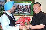 Chief Minister Jarbom Gamlin calling on Governor Gen JJ Singh at Raj Bhavan : 12/05/2011