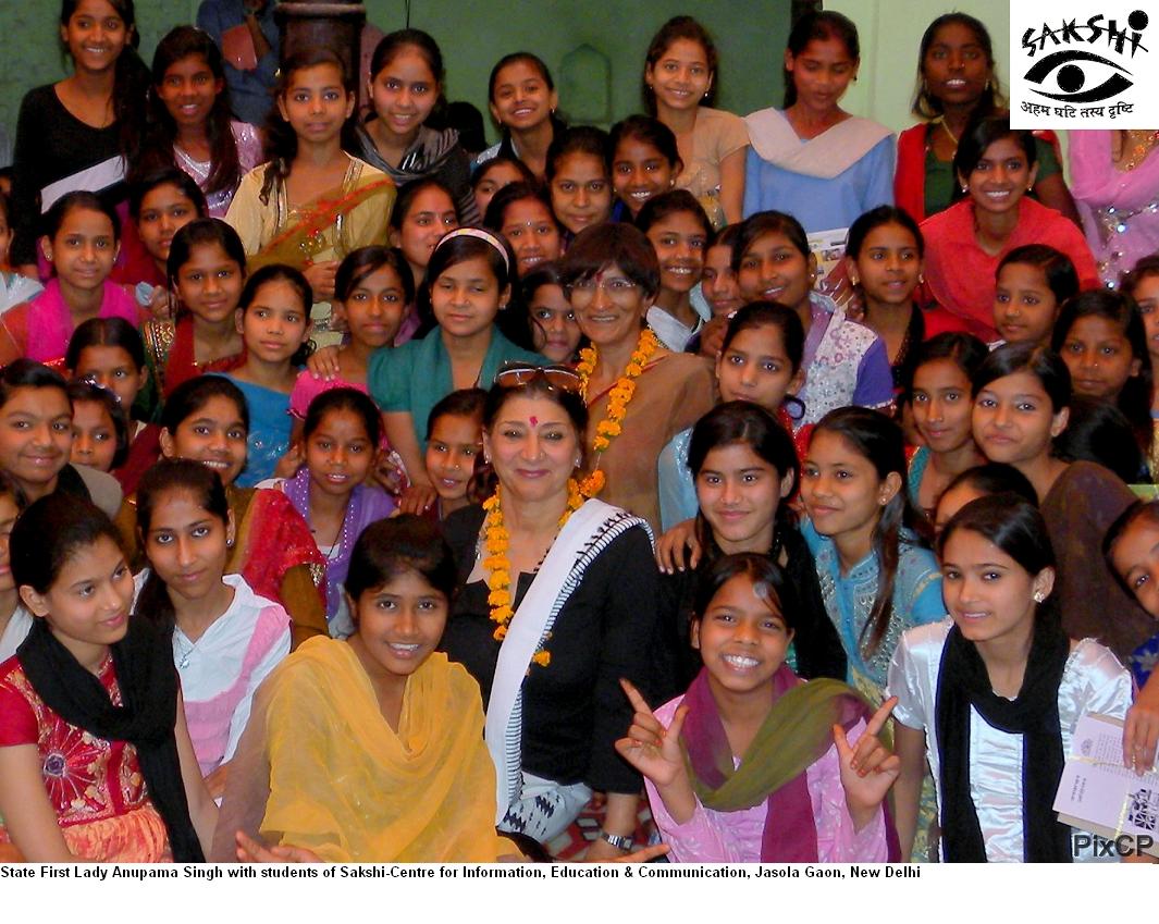 State First Lady Anupama Singh with students of Sakshi-Centre for Information, Education & Communication, Jasola Gaon, New Delhi: 09/03/2012