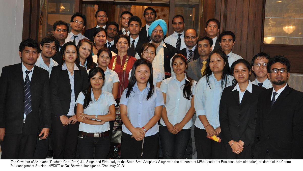 The Governor of Arunachal Pradesh Gen (Retd) J.J. Singh with MBA students of Centre for Management Studies, NERIST at Raj Bhawan, Itanagar:22/05/2013