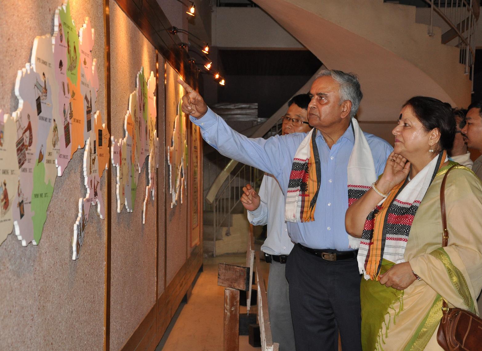 The Governor of Arunachal Pradesh Lt. Gen (Retd) Nirbhay Sharma and First Lady of the State Smti Jyotsna Sharma visiting the Jawaharlal Nehru State Museum, Itanagar:31/05/2013