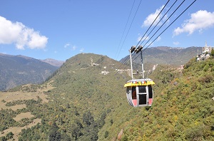 The Governor of Arunachal Pradesh Shri JP Rajkhowa at the Terminal of the Tawang Rope-way, laid between Tawang Monastery to Gyangong Ani Gompa at Tawang on 26th October 2015