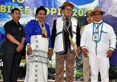 The Governor of Arunachal Pradesh Shri JP Rajkhowa gracing the Golden Jubilee Mopin Festival celebration at Mopin Solung Ground, Itanagar on 7th April 2016