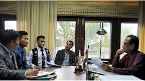 The Governor of Arunachal Pradesh Shri JP Rajkhowa with the members of Capital Complex Wancho Oriah Festival Committee at Raj Bhavan on 8th April 2016.