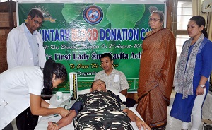 Blood donation camp at Raj Bhavan, Itanagar along with Arunachal Voluntary Blood Donor in the Darbar Hall, Raj Bhavan, Itanagar on 2nd August 2017. 