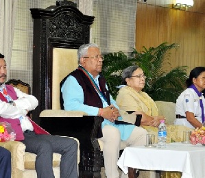 The Governor of Arunachal Pradesh Shri P.B. Acharya with the members of  18th Bharat Scouts and Guides Rajya Puraskar Award ceremony for the State at Raj Bhavan, Itanagar on 27th September 2017.  